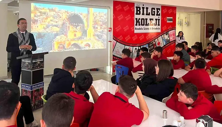 FİLİSTİN İÇİN MAVİ KURDELE